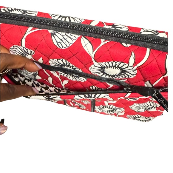 Vera Bradley Red and Black Floral Laptop/tablet bag - Picture 3 of 7